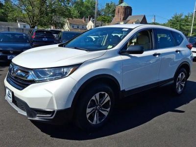 2019 Honda CR-V — rear three-quarter view