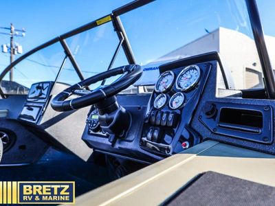 2026 TRACKER Targa - Photo 13