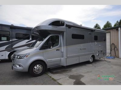 2025 Winnebago Navion - Photo 4