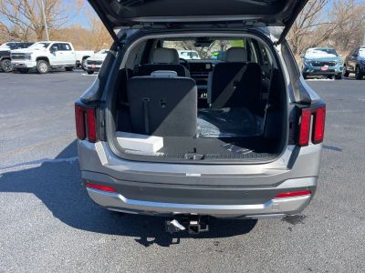 2026 Kia Sorento Hybrid - Photo 17