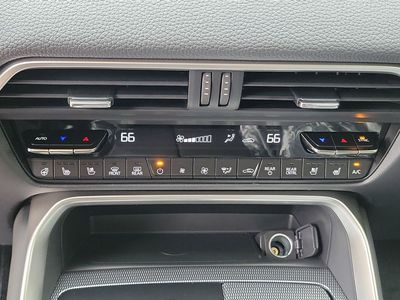 2026 Mazda CX-90 - Photo 29