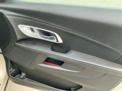2012 Chevrolet Equinox — photo 21 view