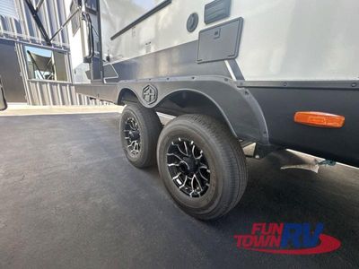 2025 Forest River RV Grand Surveyor - Photo 12