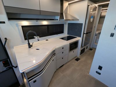 2026 Coachmen Euro - Photo 18