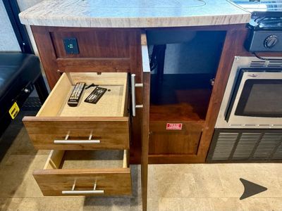 2019 Forest River RV Vengeance - Photo 25