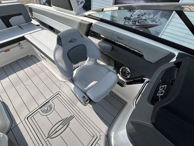 2025 Chaparral 2870 SSX - Photo 29