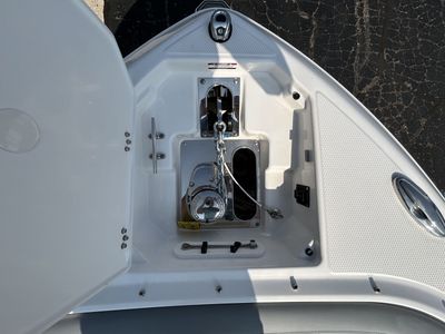 2025 Chaparral 2870 SSX - Photo 25