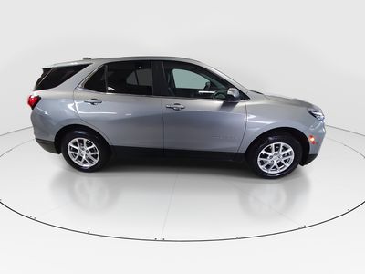 2024 Chevrolet Equinox — photo 8 view