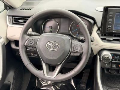 2021 Toyota RAV4 Hybrid - Photo 18