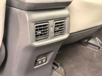 2021 Toyota RAV4 Hybrid - Photo 14