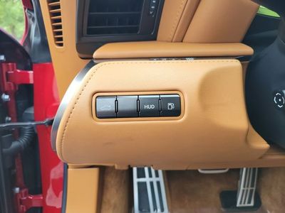 2018 Lexus LC — photo 14 view