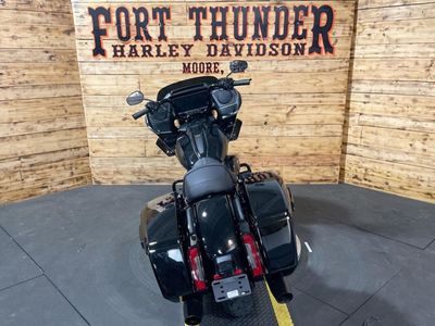2025 Harley-Davidson FLTRX - Road Glide — engine compartment view