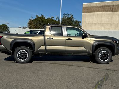 2026 Toyota Tacoma - Photo 8