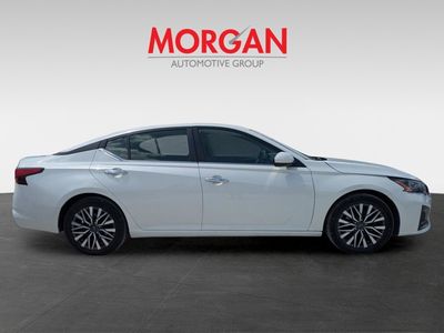 2023 Nissan Altima - Photo 2