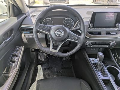 2023 Nissan Altima - Photo 13