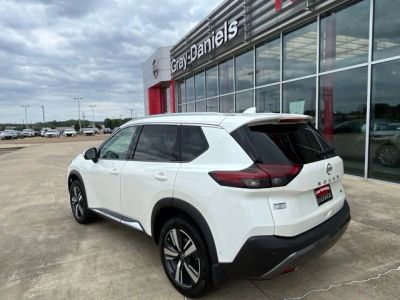 2023 Nissan Rogue - Photo 2