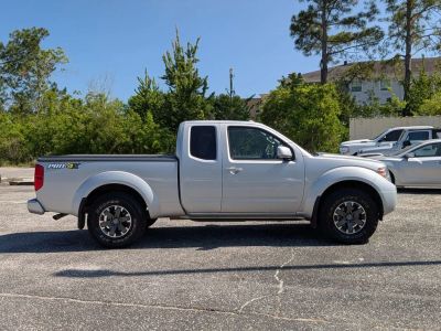 2017 Nissan Frontier - Photo 6