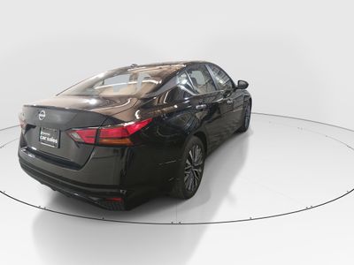 2025 Nissan Altima - Photo 7