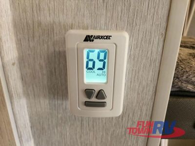2023 Forest River RV Salem - Photo 35