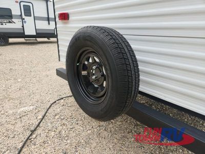 2023 Forest River RV Salem - Photo 15