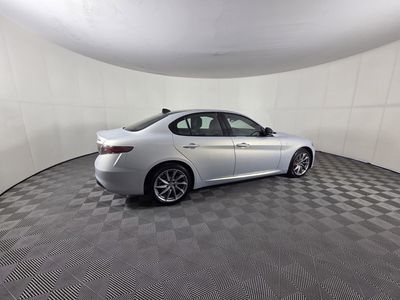 2024 Alfa Romeo Giulia - Photo 32