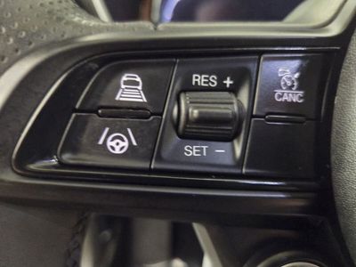 2024 Alfa Romeo Giulia - Photo 18