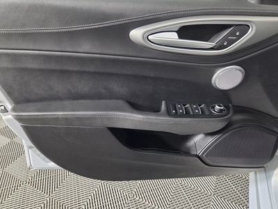 2024 Alfa Romeo Giulia - Photo 16
