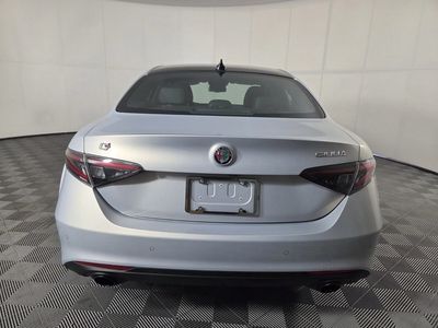 2024 Alfa Romeo Giulia - Photo 31