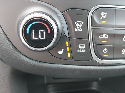 2024 Chevrolet Equinox — photo 17 view