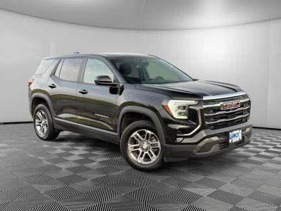 2025 GMC Terrain — detail view