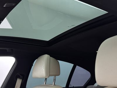 2017 BMW 5 Series - Photo 5