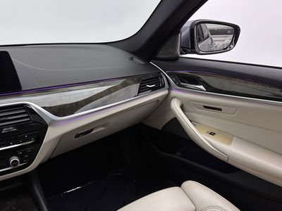 2017 BMW 5 Series - Photo 27