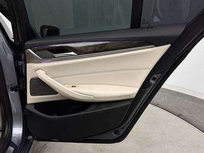 2017 BMW 5 Series - Photo 28
