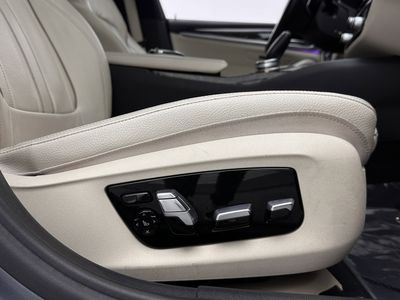 2017 BMW 5 Series - Photo 32
