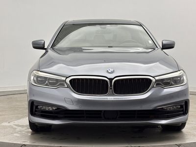 2017 BMW 5 Series - Photo 2