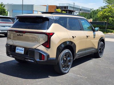 2027 Kia Seltos — rear three-quarter view