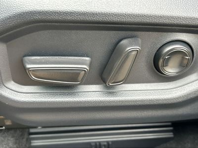 2026 Toyota Tundra — photo 10 view