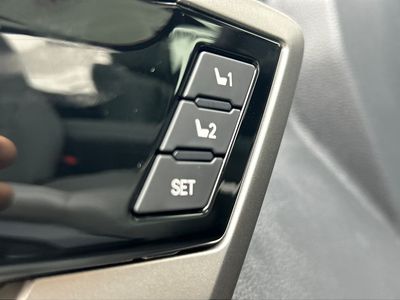 2026 Toyota Tundra — photo 9 view