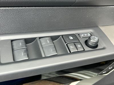 2026 Toyota Tundra — photo 8 view