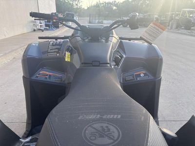 2026 Can-Am Outlander DPS 700 - Photo 12