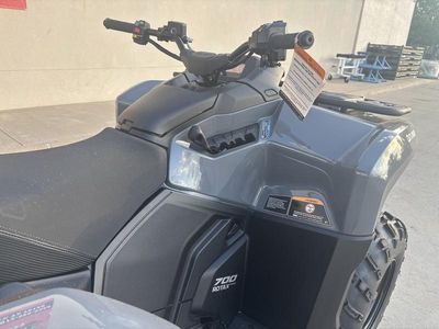 2026 Can-Am Outlander DPS 700 - Photo 11