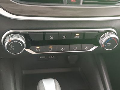 2025 Nissan Altima — photo 18 view