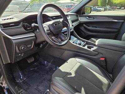 2026 Jeep Grand Cherokee — photo 13 view