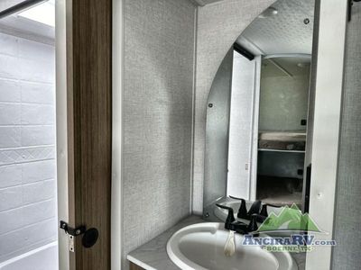 2025 Forest River RV Wildwood X-Lite - Photo 21