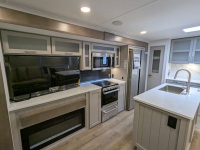 2026 Alliance RV Avenue — photo 20 view