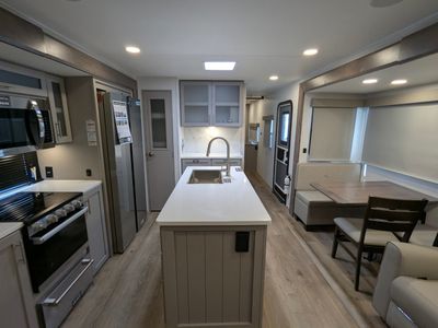 2026 Alliance RV Avenue — side profile view