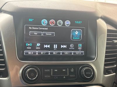 2019 Chevrolet Suburban - Photo 12