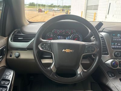 2019 Chevrolet Suburban - Photo 2