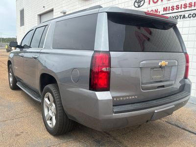 2019 Chevrolet Suburban - Photo 4