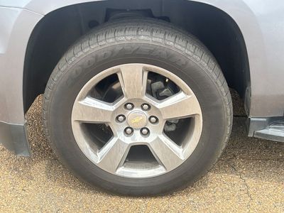 2019 Chevrolet Suburban - Photo 24